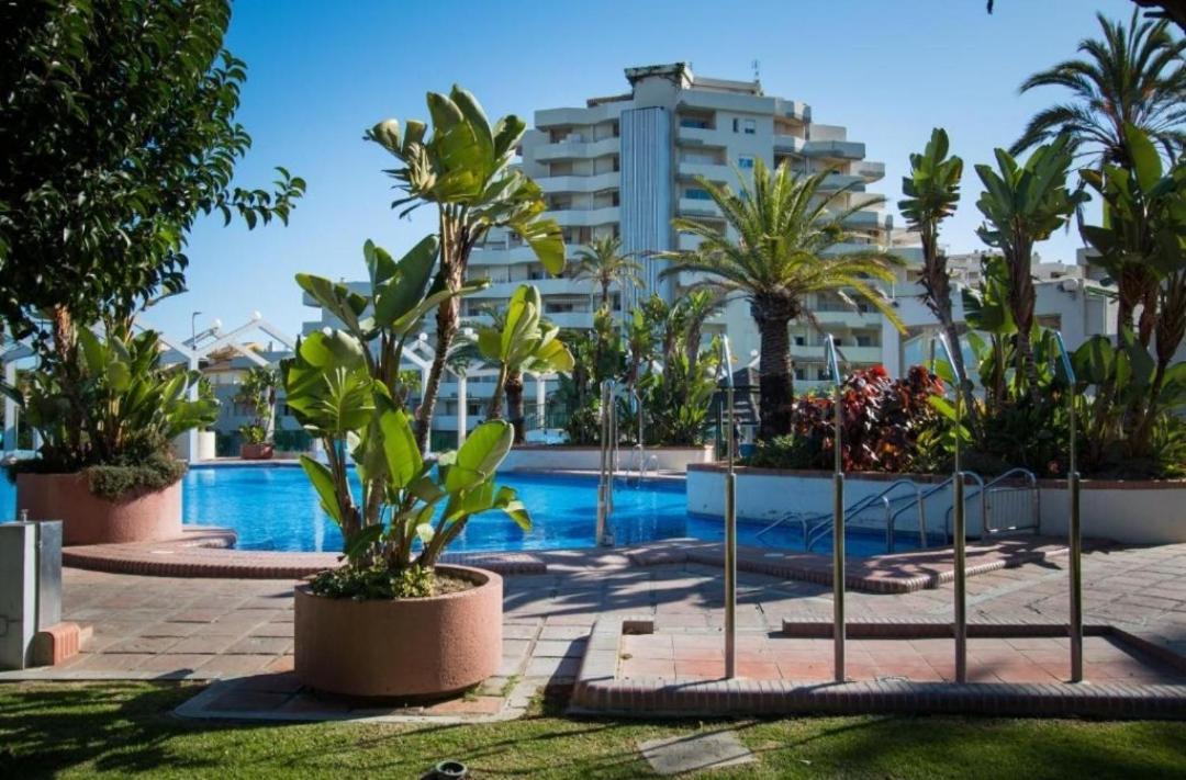 Benalbeach Estudio Premium Benalmadena Luaran gambar